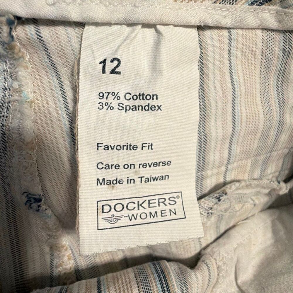 Dockers Women’s Size 12 Favorite Fit Striped Cotton Shorts Casual Summer - Picture 6 of 6